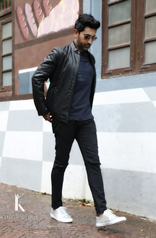 Jaket Bomber dengan Lapisan Berlapis